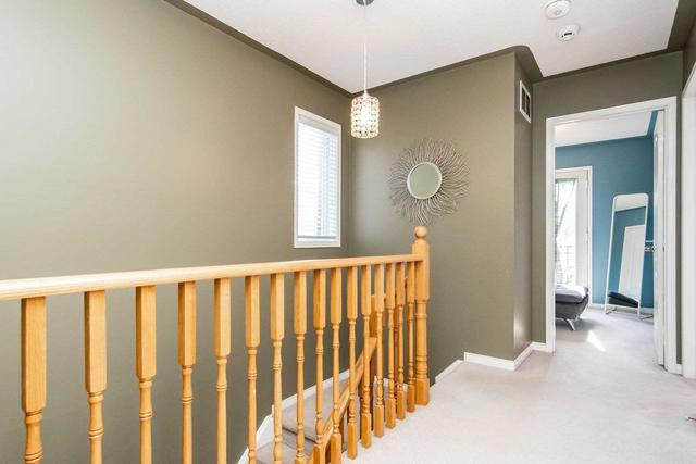 28 Secord Cres, House semidetached with 3 bedrooms, 3 bathrooms and 4 parking in Brampton ON | Image 11