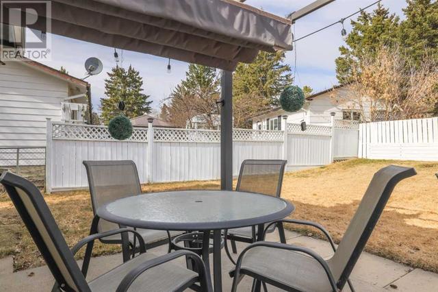 5219 58 Street, House detached with 3 bedrooms, 2 bathrooms and 2 parking in Rocky Mountain House AB | Image 24