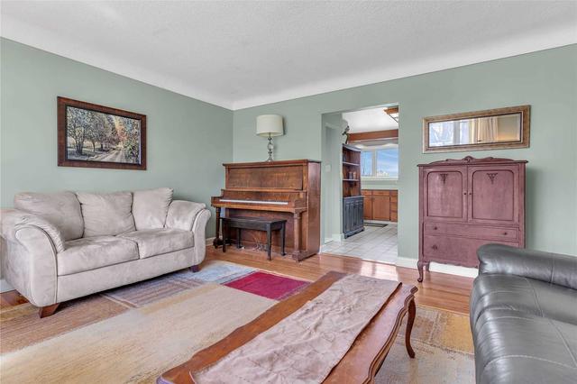 1422 Audrey St, House detached with 2 bedrooms, 2 bathrooms and 6 parking in Kingston ON | Image 33