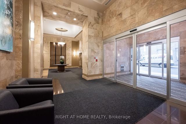2303 - 8 Park Rd, Condo with 1 bedrooms, 1 bathrooms and 0 parking in Toronto ON | Image 24