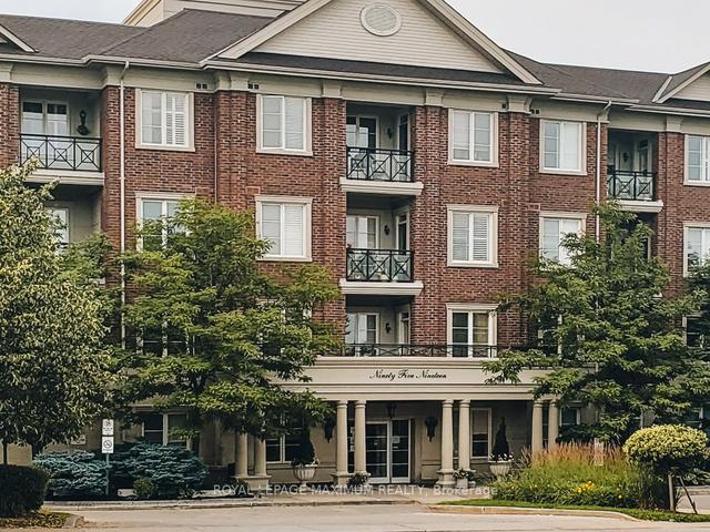 213 - 9519 Keele St, Condo with 2 bedrooms, 2 bathrooms and 1 parking in Vaughan ON | Image 12