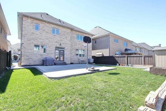 17 Possession Cres, House detached with 4 bedrooms, 5 bathrooms and 6 parking in Brampton ON | Image 35