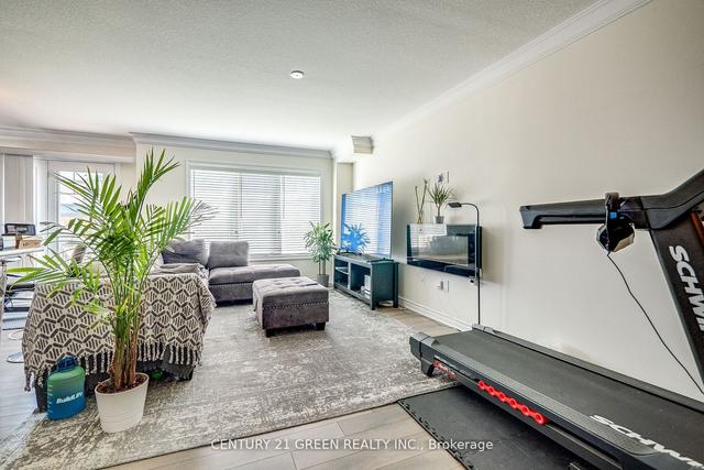 44 Sherway St, House attached with 3 bedrooms, 3 bathrooms and 3 parking in Hamilton ON | Image 32