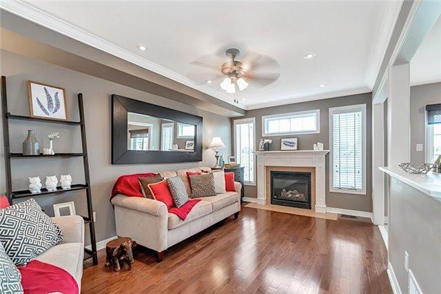 70 Atherton Ave, House semidetached with 3 bedrooms, 3 bathrooms and 1 parking in Ajax ON | Image 6