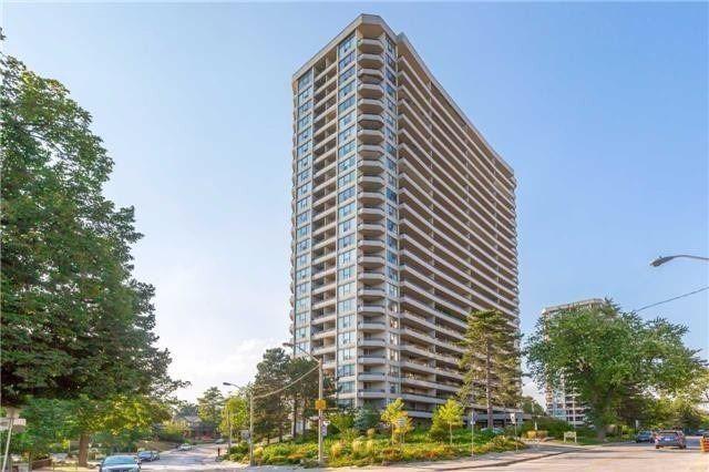 1406 - 50 Quebec Ave, Condo with 2 bedrooms, 2 bathrooms and 1 parking in Toronto ON | Image 3
