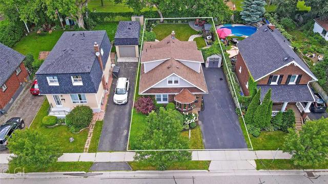 99 Gladstone Ave, House detached with 3 bedrooms, 2 bathrooms and 4 parking in Oshawa ON | Image 35