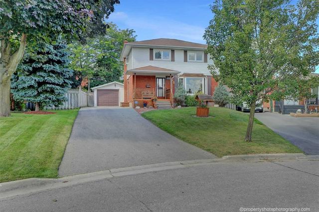 156 Gladstone Ave, House detached with 3 bedrooms, 3 bathrooms and 7 parking in Oshawa ON | Image 12
