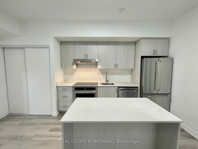 102 - 485 Logan Ave, Townhouse with 2 bedrooms, 2 bathrooms and 0 parking in Toronto ON | Image 27