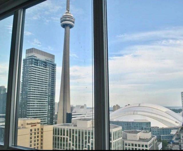 2005 - 88 Blue Jays Way, Condo with 2 bedrooms, 2 bathrooms and 1 parking in Toronto ON | Image 2