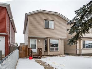 6068 Martingrove Road Ne, House detached with 3 bedrooms, 1 bathrooms and 2 parking in Calgary AB | Image 1