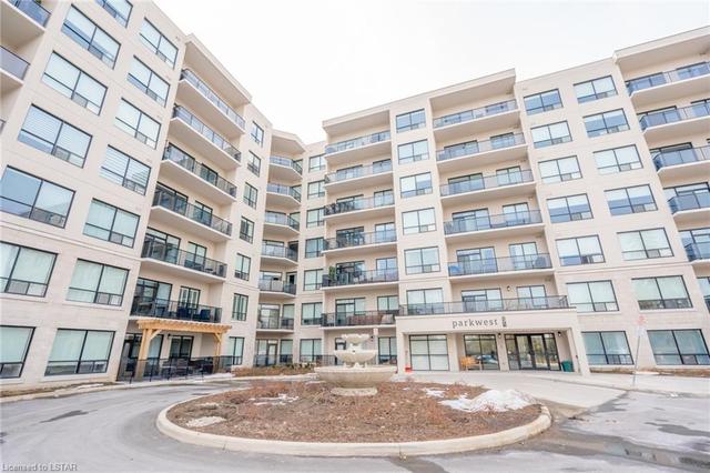 115 - 1200 Commissioners Road W, House attached with 3 bedrooms, 2 bathrooms and 2 parking in London ON | Image 1