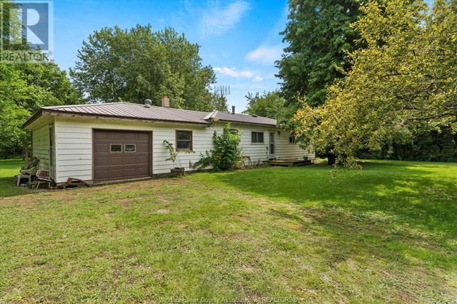 35 Victoria Road, House detached with 3 bedrooms, 1 bathrooms and null parking in Pelee ON | Image 1