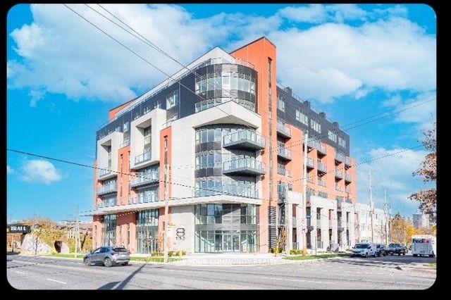301 - 2433 Dufferin St, Condo with 3 bedrooms, 2 bathrooms and 1 parking in Toronto ON | Image 3