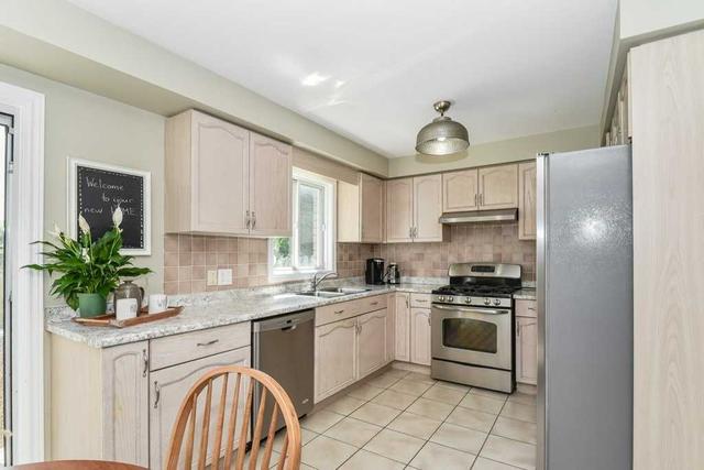 6 Richmond Cres, House detached with 3 bedrooms, 4 bathrooms and 8 parking in Hamilton ON | Image 4