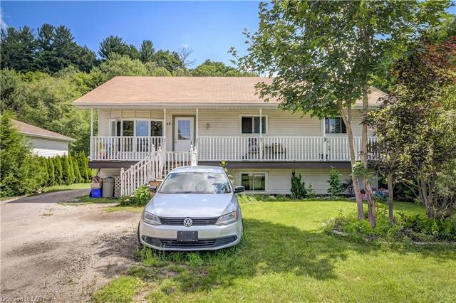 57 Tamarack Trail, House detached with 4 bedrooms, 2 bathrooms and 6 parking in Bracebridge ON | Image 1