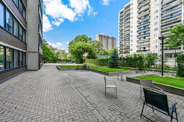 206 - 120 Duke St, Condo with 3 bedrooms, 2 bathrooms and 1 parking in Hamilton ON | Image 24