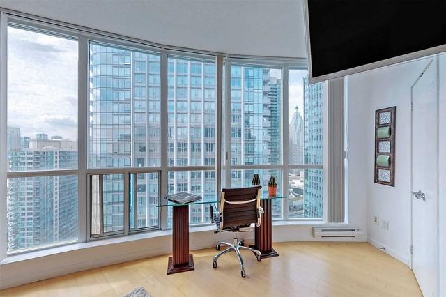 3501 - 8 York St, Condo with 0 bedrooms, 1 bathrooms and 0 parking in Toronto ON | Image 26