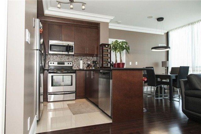 Ph211 - 18 Harding Blvd, Condo with 2 bedrooms, 2 bathrooms and 1 parking in Richmond Hill ON | Image 4