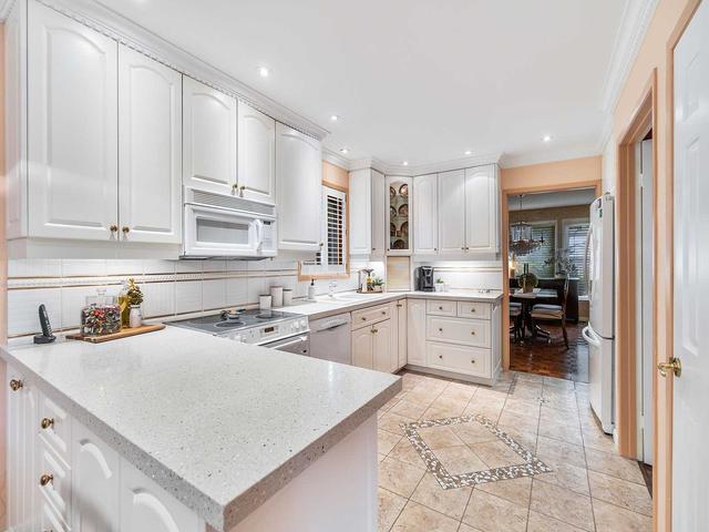 6 Tarbert Rd, House detached with 5 bedrooms, 4 bathrooms and 4 parking in Toronto ON | Image 37
