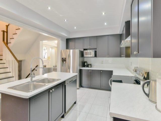 146 Moody Dr, House attached with 3 bedrooms, 3 bathrooms and 1 parking in Vaughan ON | Image 10