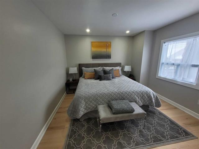138 Dynevor Rd, House detached with 2 bedrooms, 2 bathrooms and 2 parking in Toronto ON | Image 23