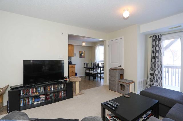 4 - 17 Cheltenham Rd, Condo with 2 bedrooms, 2 bathrooms and 1 parking in Barrie ON | Image 9