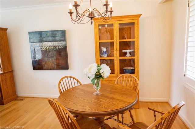 1198 Bridge Rd, House detached with 3 bedrooms, 2 bathrooms and 5 parking in Oakville ON | Image 31