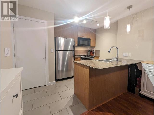 1101 - 7063 Hall Avenue, Condo with 1 bedrooms, 1 bathrooms and 1 parking in Burnaby BC | Image 2