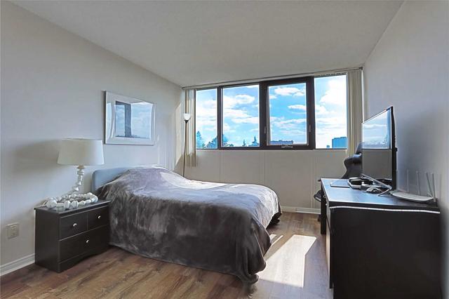 404 - 1333 Bloor St, Condo with 3 bedrooms, 2 bathrooms and 1 parking in Mississauga ON | Image 3