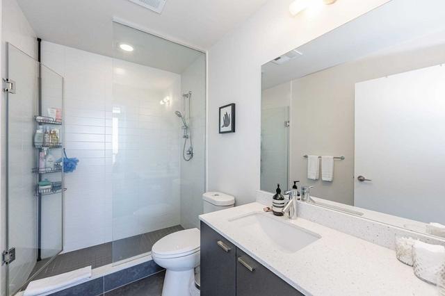 3306 - 30 Roehampton Ave, Condo with 2 bedrooms, 2 bathrooms and 0 parking in Toronto ON | Image 5
