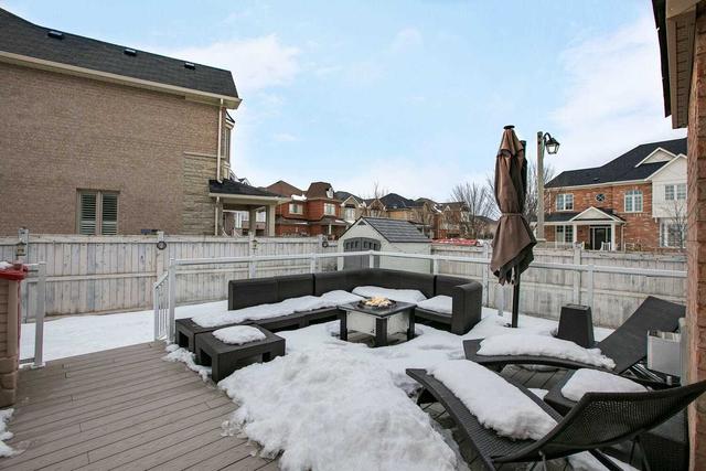 126 Greendale Ave, House detached with 4 bedrooms, 4 bathrooms and 5 parking in Whitchurch Stouffville ON | Image 29