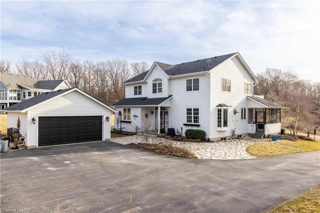 4900 South Shore Road W, House detached with 4 bedrooms, 2 bathrooms and 8 parking in Fort Erie ON | Image 36
