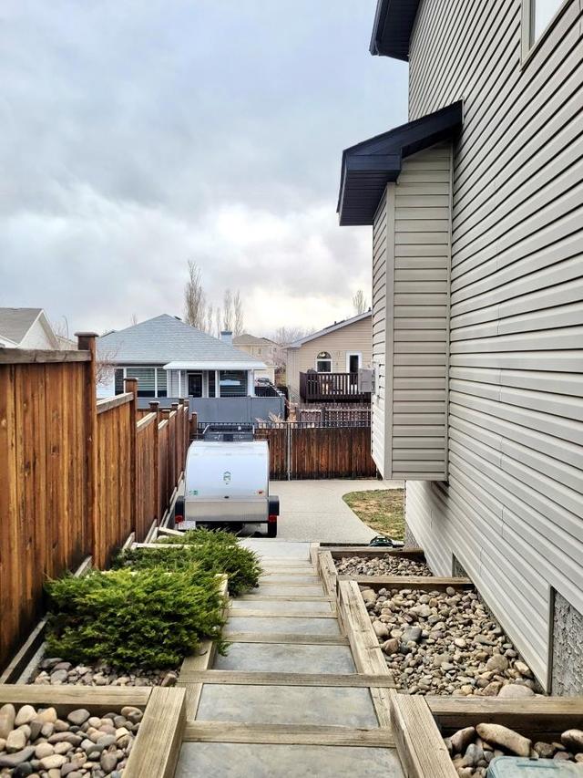 20 Salish Bay W, House detached with 4 bedrooms, 3 bathrooms and 4 parking in Lethbridge AB | Image 40