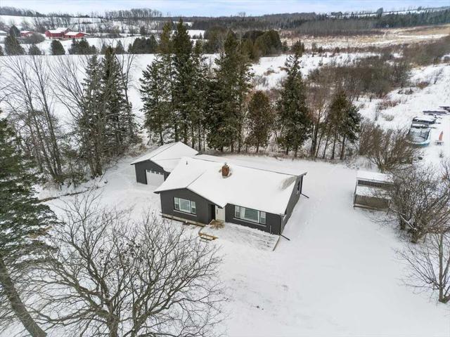 815 County Rd 8 Rd, House detached with 3 bedrooms, 1 bathrooms and 8 parking in Trent Hills ON | Image 1