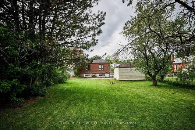 19 Lynvalley Cres, House detached with 3 bedrooms, 3 bathrooms and 10 parking in Toronto ON | Image 10
