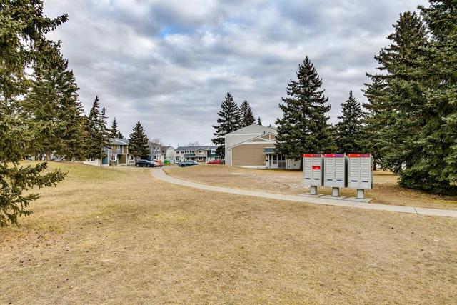 824 Madeira Drive Ne, Home with 3 bedrooms, 1 bathrooms and 2 parking in Calgary AB | Image 27