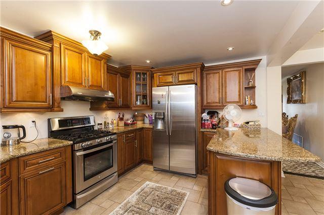 575 Meadowvale Rd, House detached with 2 bedrooms, 4 bathrooms and 8 parking in Toronto ON | Image 7