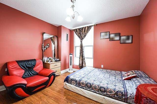 201 - 17 Knightsbridge Rd, Condo with 3 bedrooms, 2 bathrooms and 1 parking in Brampton ON | Image 12