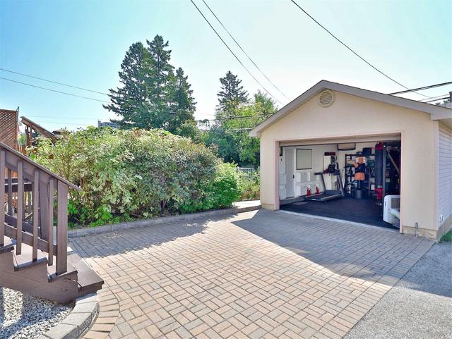 91 Simpson Ave, House detached with 2 bedrooms, 3 bathrooms and 2 parking in Toronto ON | Image 30