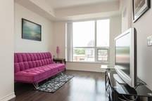 517 - 23 Glebe Rd W, Condo with 2 bedrooms, 2 bathrooms and null parking in Toronto ON | Image 6