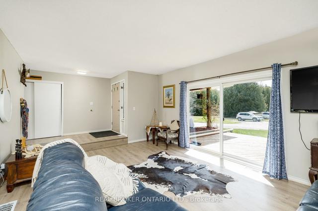 6135 Second Line, House detached with 3 bedrooms, 2 bathrooms and 10 parking in Erin ON | Image 4