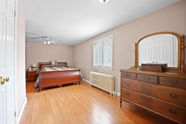 667 Oxford St, House detached with 4 bedrooms, 3 bathrooms and 10 parking in Toronto ON | Image 19