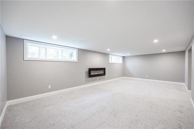 2120 Maplewood Drive, House detached with 3 bedrooms, 2 bathrooms and 3 parking in Burlington ON | Image 29