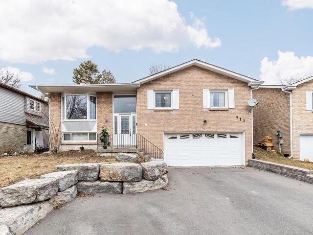 711 Down Cres, House detached with 3 bedrooms, 3 bathrooms and 5 parking in Oshawa ON | Image 1