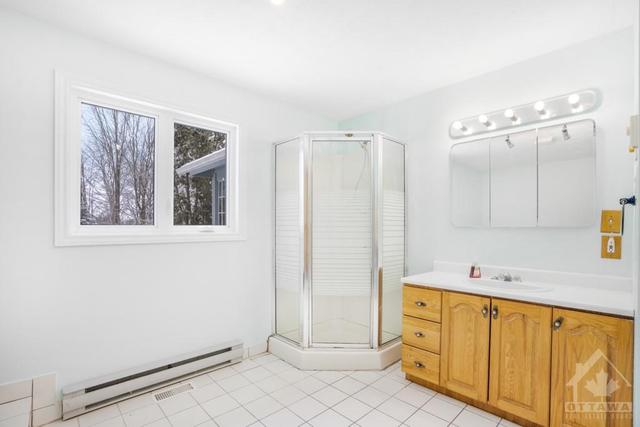 166 Concession 7 Road, House detached with 2 bedrooms, 2 bathrooms and 6 parking in Alfred and Plantagenet ON | Image 15