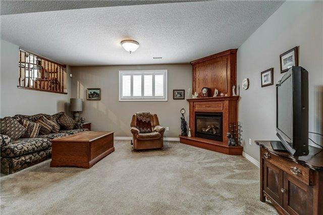 8206 Barrett Cres, House detached with 3 bedrooms, 2 bathrooms and 4 parking in Niagara Falls ON | Image 17