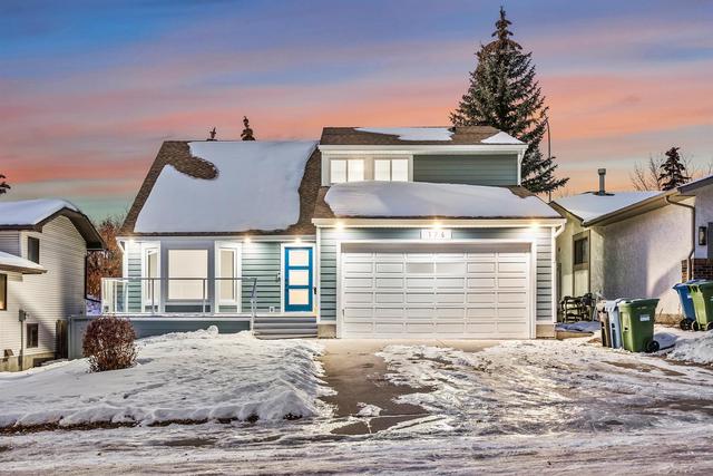 176 Hawkwood Way Nw, House detached with 6 bedrooms, 4 bathrooms and 4 parking in Calgary AB | Image 6