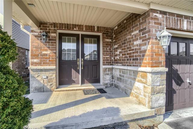 4685 Thomas Alton Boulevard, House semidetached with 3 bedrooms, 2 bathrooms and 1 parking in Burlington ON | Image 6