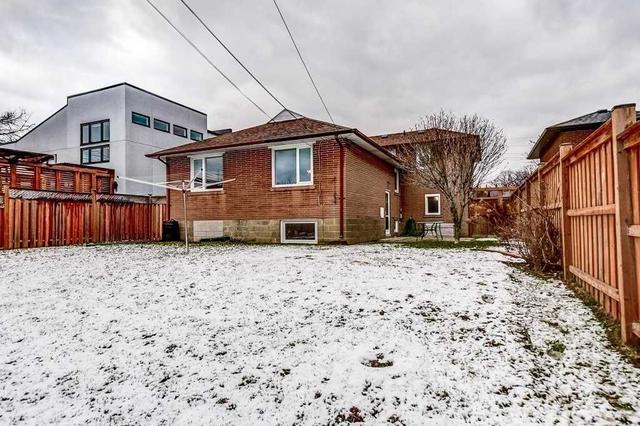 5 Saybrook Ave, House detached with 3 bedrooms, 3 bathrooms and 4 parking in Toronto ON | Image 33