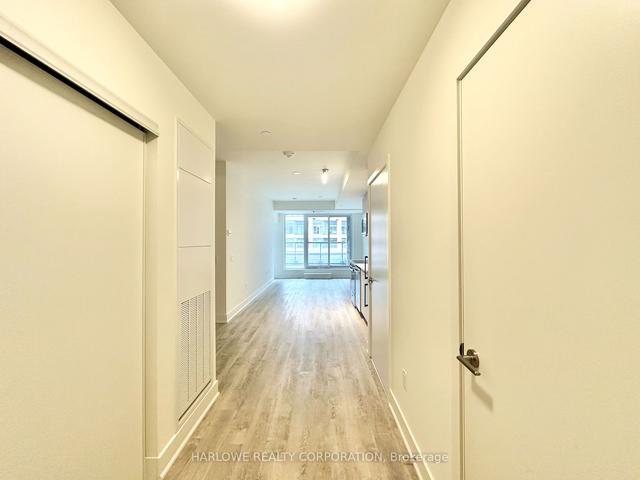201 - 185 Deerfield Rd, Condo with 1 bedrooms, 2 bathrooms and 1 parking in Newmarket ON | Image 12